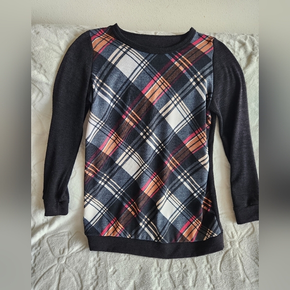 Size L (no tags) unbranded lightweight sweater - Picture 1 of 2